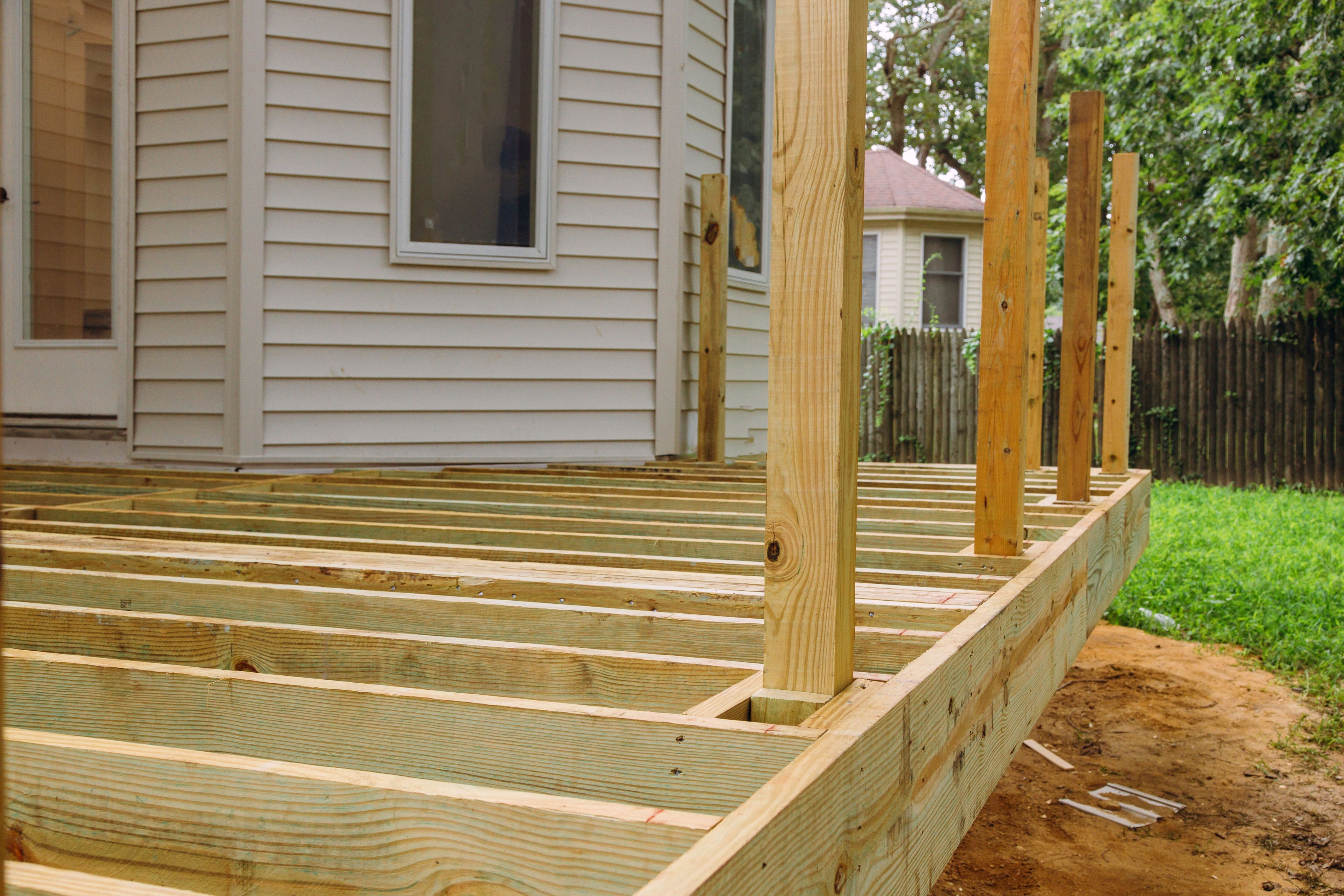 Custom Deck Building in Pittsburgh